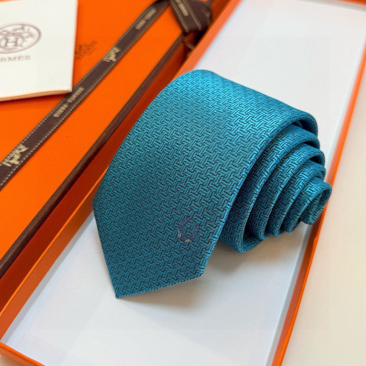 Hermès Style Men's H Logo Textured Silk Tie