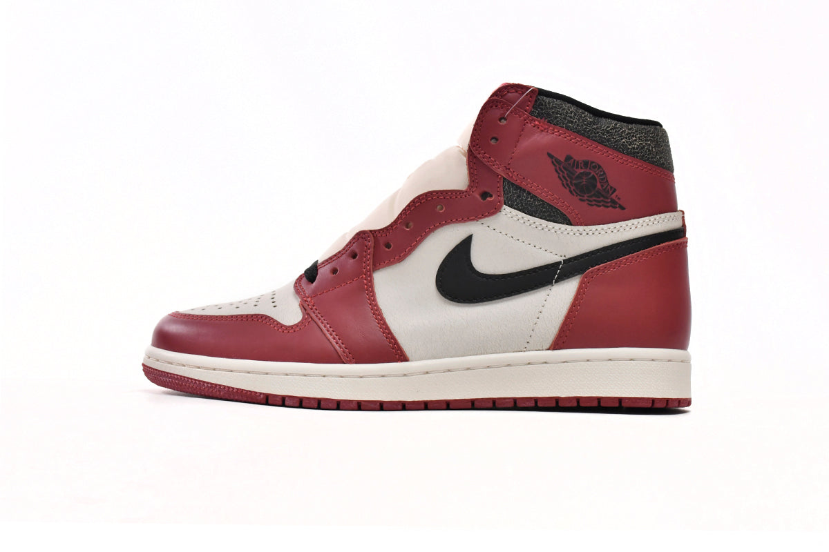 Air Jordan 1 Retro High OG Chicago Lost and Found DZ5485-612