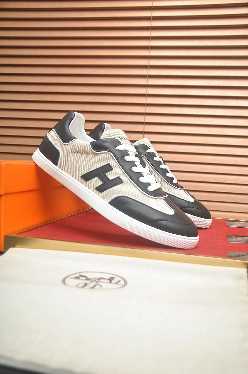 Hermès H-Appliqué Low-Top Sneakers