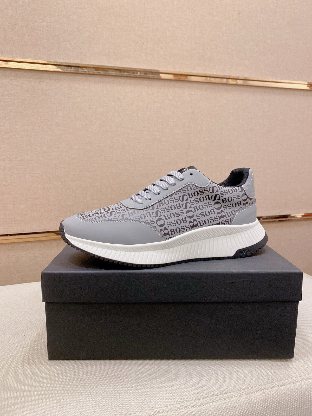 BOSS Men's Textured Low-Top Sneakers