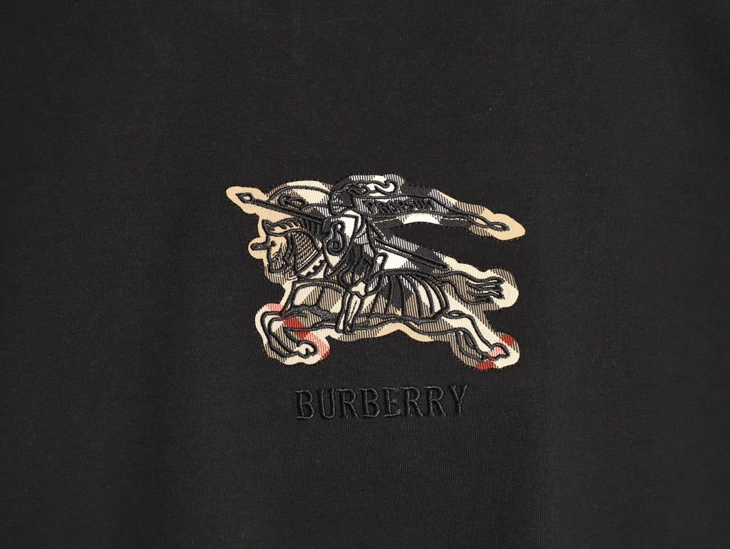 Burberry Check-Pattern Horse Emblem Long-Sleeve Shirt - Black